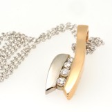 9ct rose & white gold diamond pendant