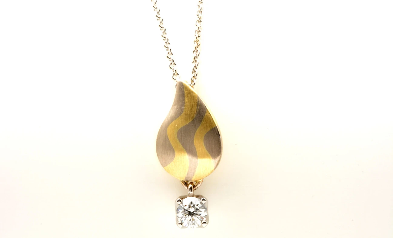 18ct diamond pendant Aurum Fine Jewellery, Auckland NZ.