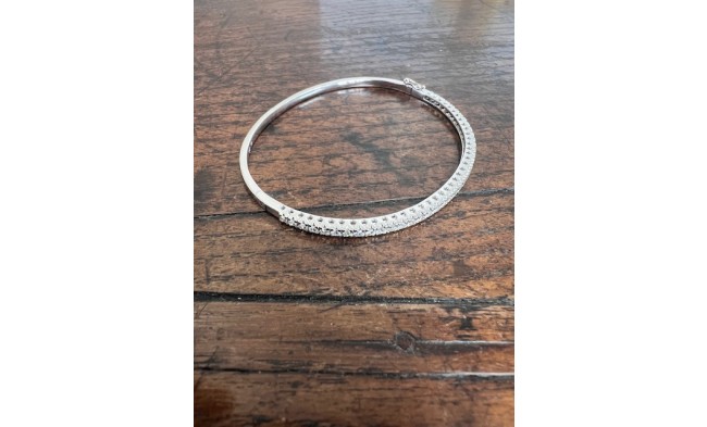 Diamond snap bangle